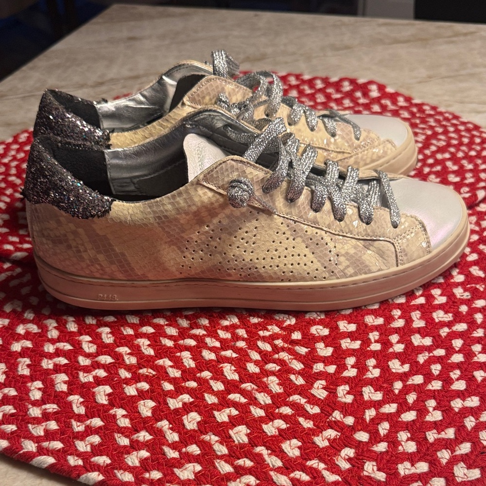 P448 Beige and Silver Casual Sneakers size EU 40 9 9.5 women woman’s